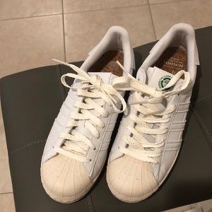 “Adidas” The Clean Classics. Brand New Never Worn. “Vegan”